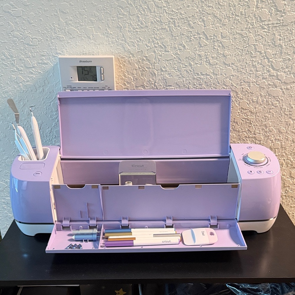 Cricut Lavender Craft Cutting Machine with Tool Storage